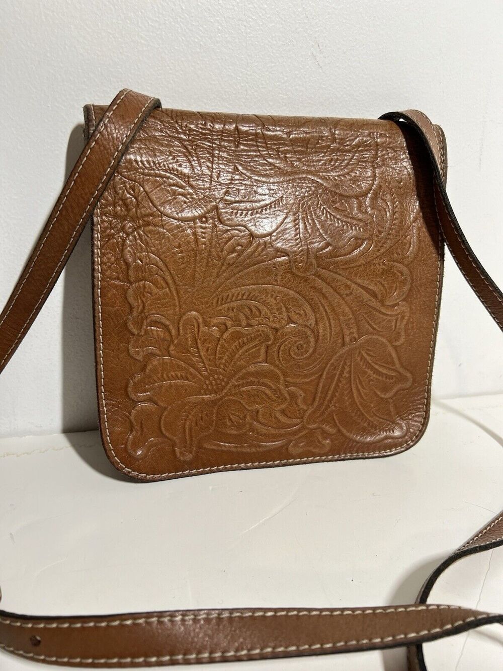 Patricia Nash EUC Light Brown Granada Tooled Leather Crossbody Bag Purse Handbag